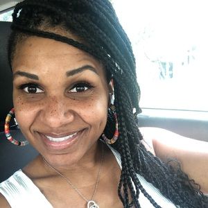 Meet your Posher, Sade